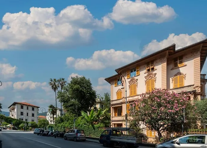 Casa Roberto - Vista Porto Carlo Riva ラッパロ